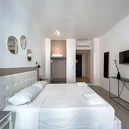 Boutique Four Oda ve Kahvaltı 3*